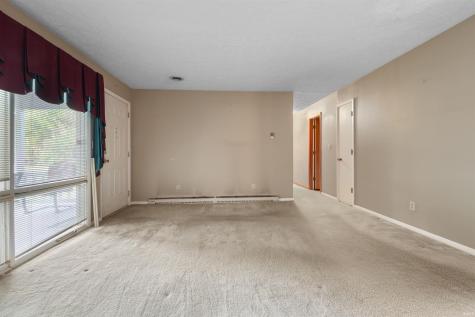 260 Cavins Lane Bloomfield IN 47424