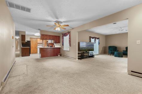 260 Cavins Lane Bloomfield IN 47424