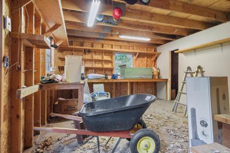 260 Cavins Lane Bloomfield IN 47424