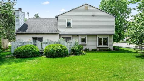 10028 Hidden Meadows Place Fort Wayne IN 46825