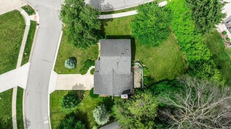 10028 Hidden Meadows Place Fort Wayne IN 46825