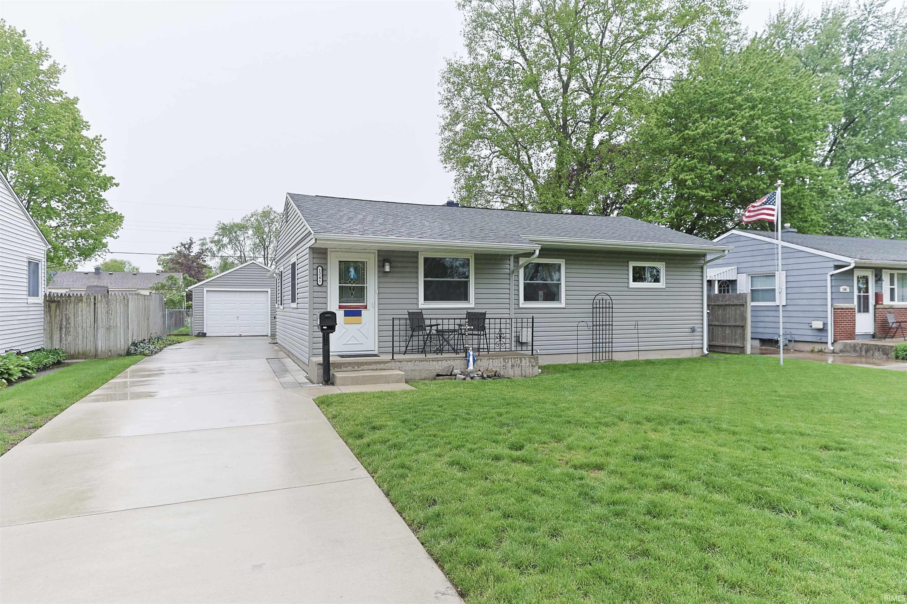 1241 Pyle Avenue South Bend IN 46615
