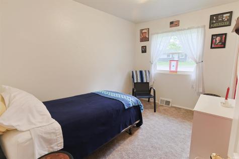 1241 Pyle Avenue South Bend IN 46615