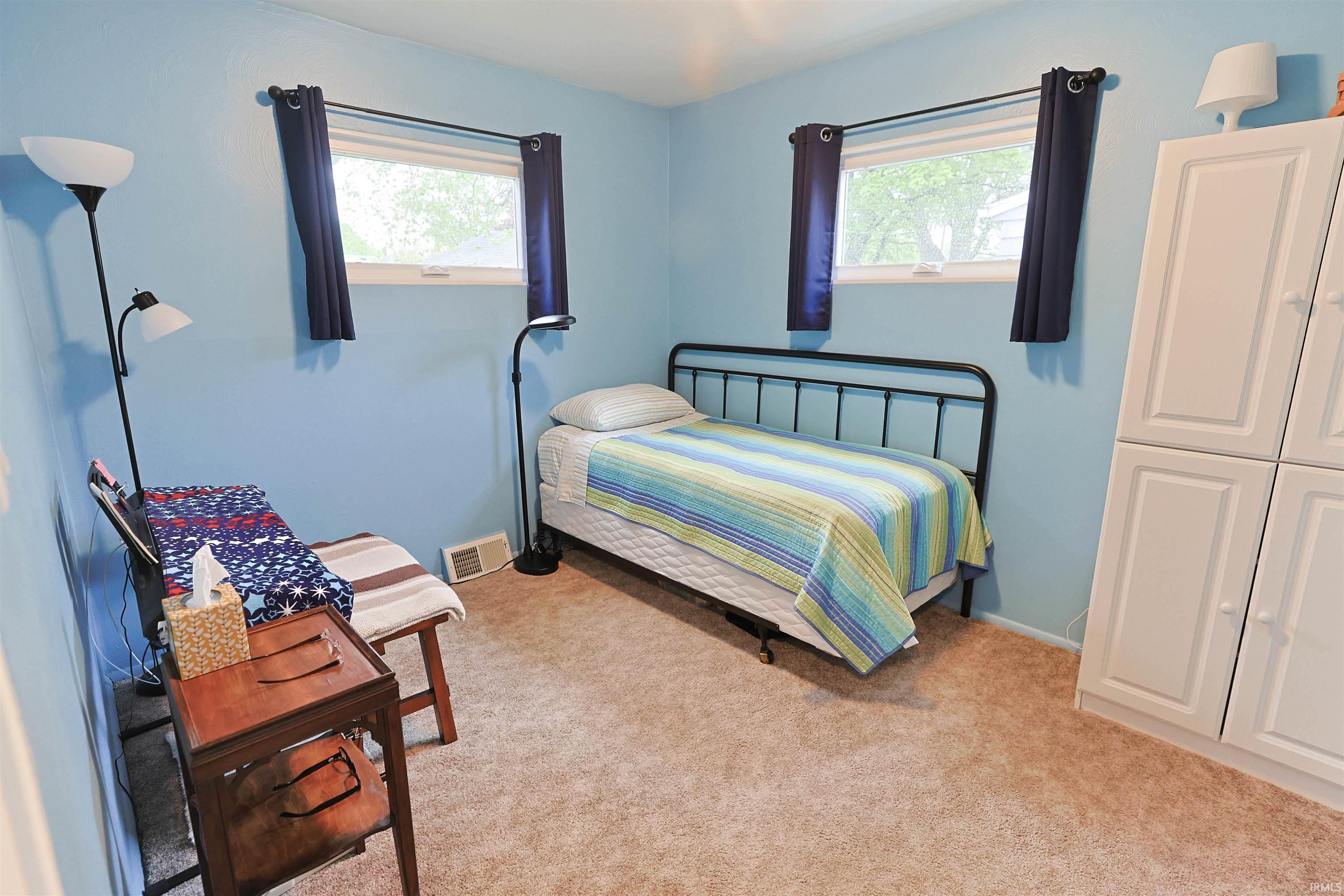1241 Pyle Avenue South Bend IN 46615