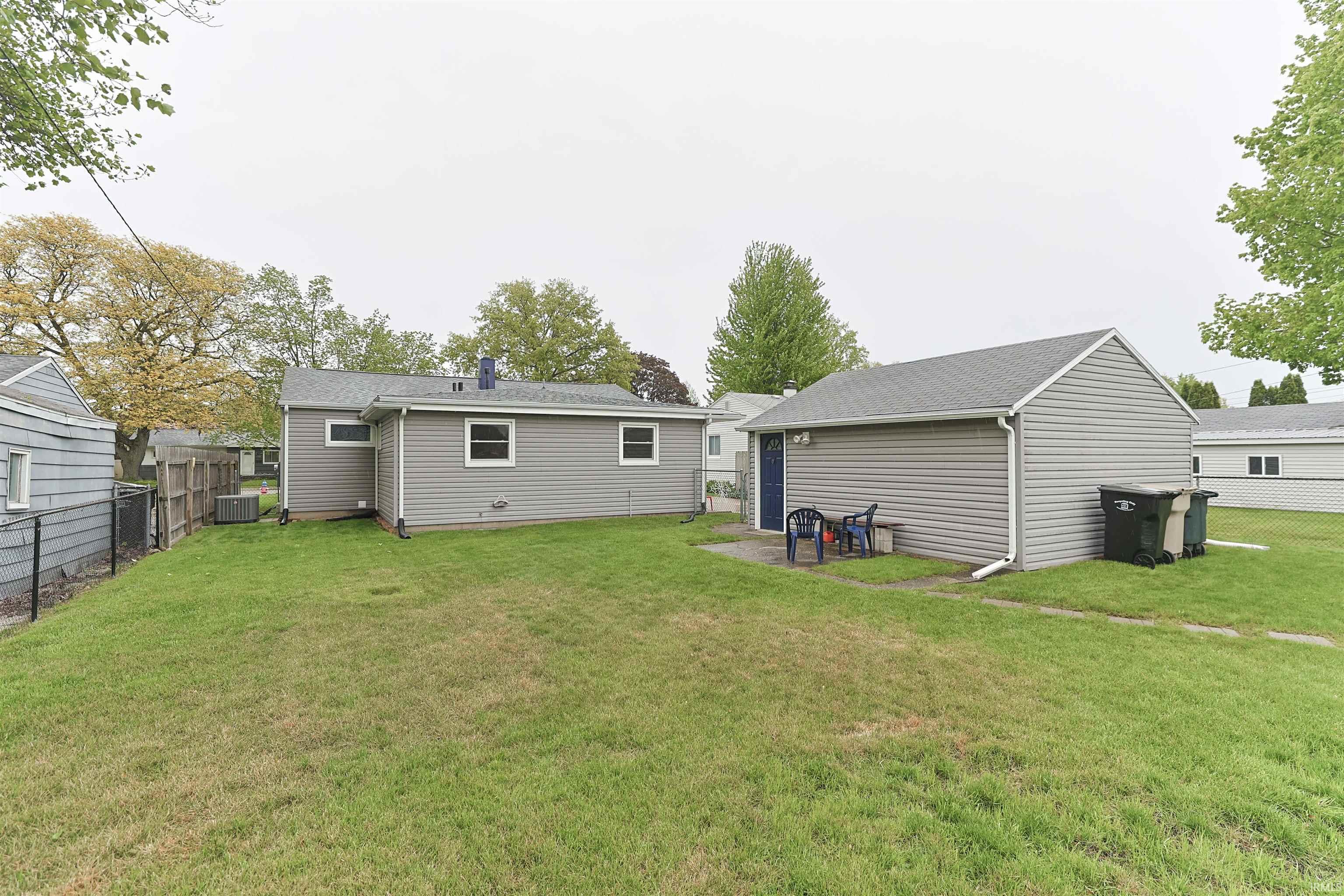 1241 Pyle Avenue South Bend IN 46615