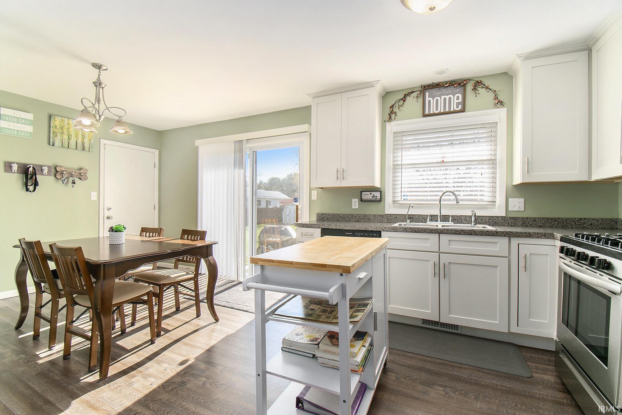 10370 Glen Lee Trail Granger IN 46530