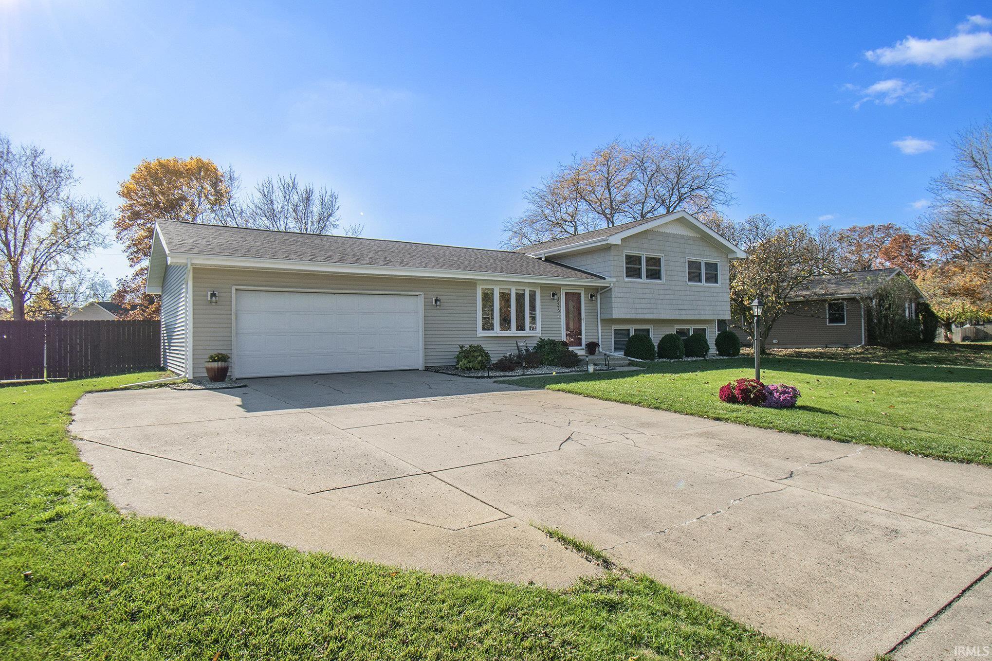 10370 Glen Lee Trail Granger IN 46530