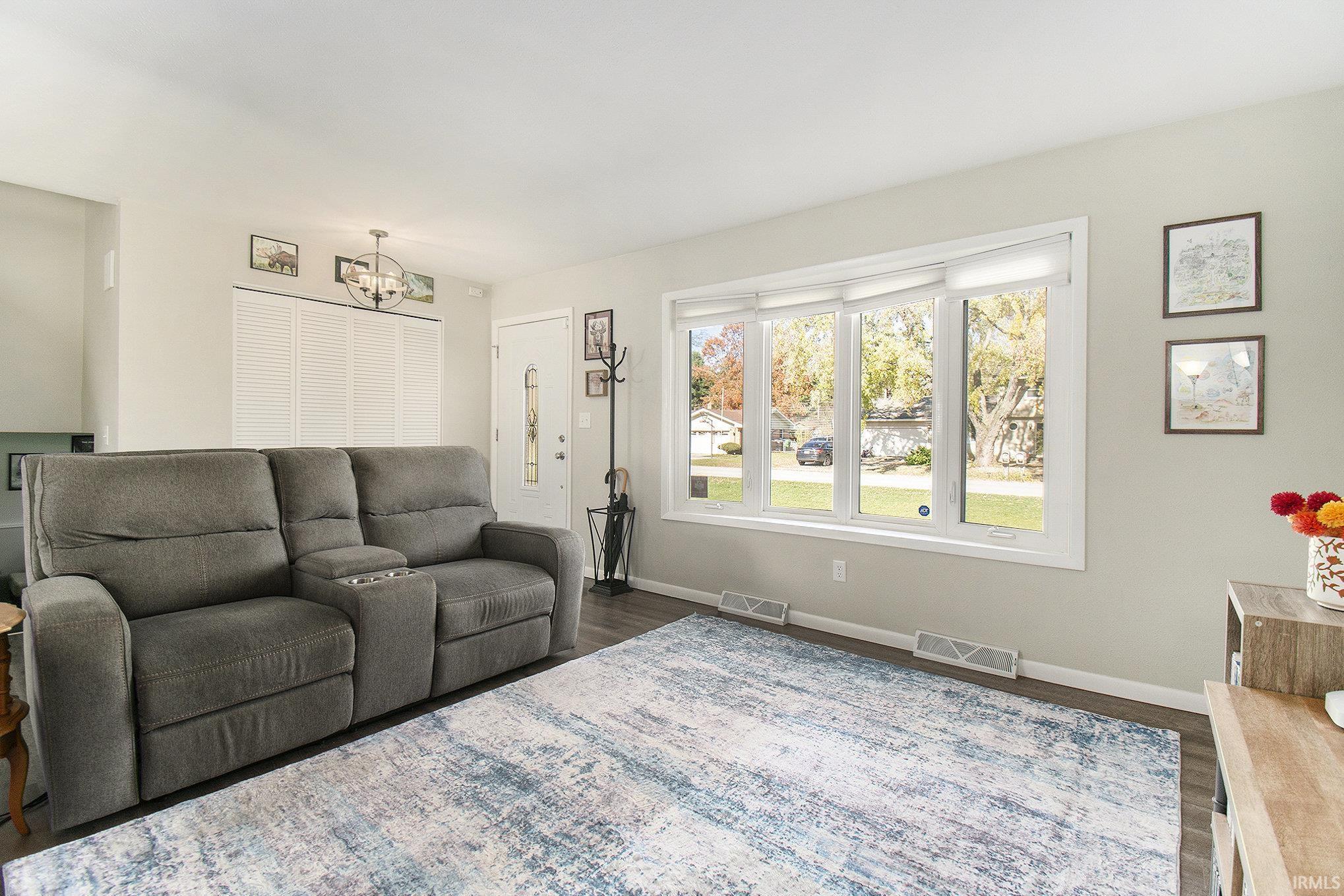 10370 Glen Lee Trail Granger IN 46530