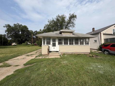 1233 N Meade Street South Bend IN 46628