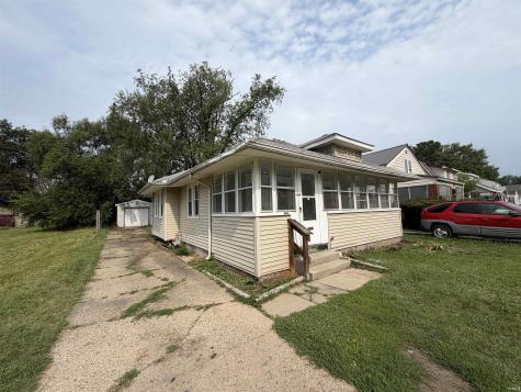1233 N Meade Street South Bend IN 46628