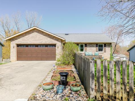 912 W Countryside Lane Bloomington IN 47403