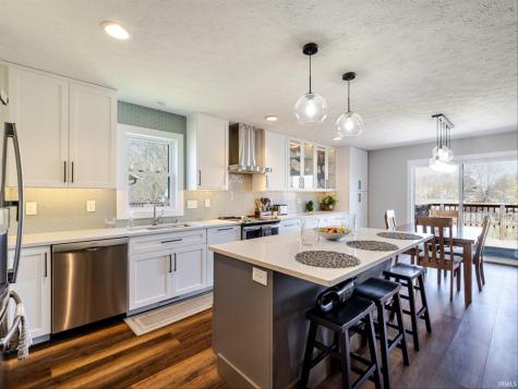 912 W Countryside Lane Bloomington IN 47403