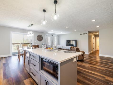 912 W Countryside Lane Bloomington IN 47403