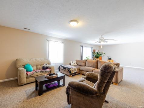 912 W Countryside Lane Bloomington IN 47403