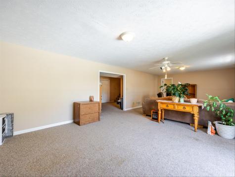912 W Countryside Lane Bloomington IN 47403