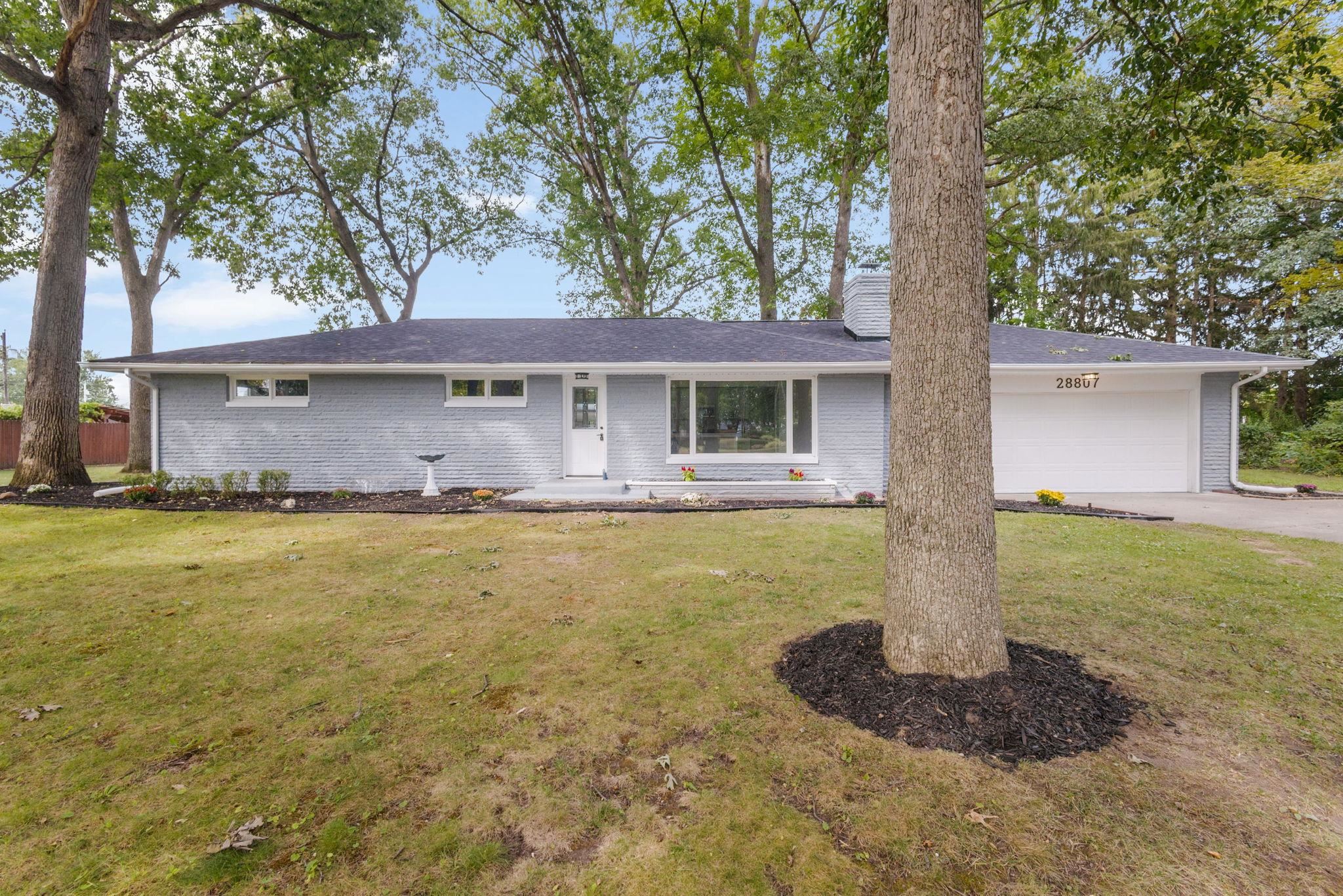 28807 Oakwood Street Elkhart IN 46514