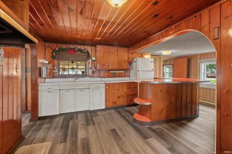801 N Edgewater Street Silver Lake IN 46982