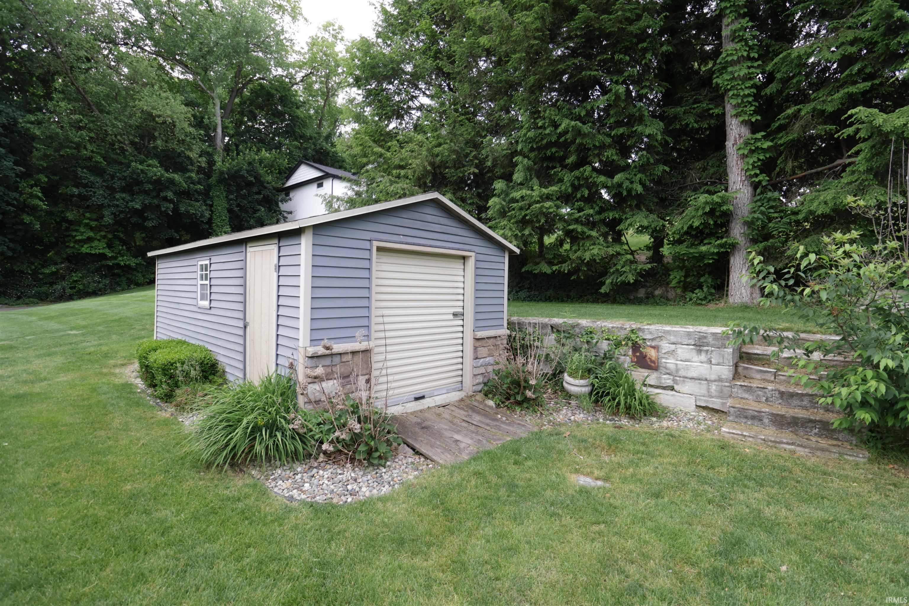30642 N Shore Drive Elkhart IN 46514