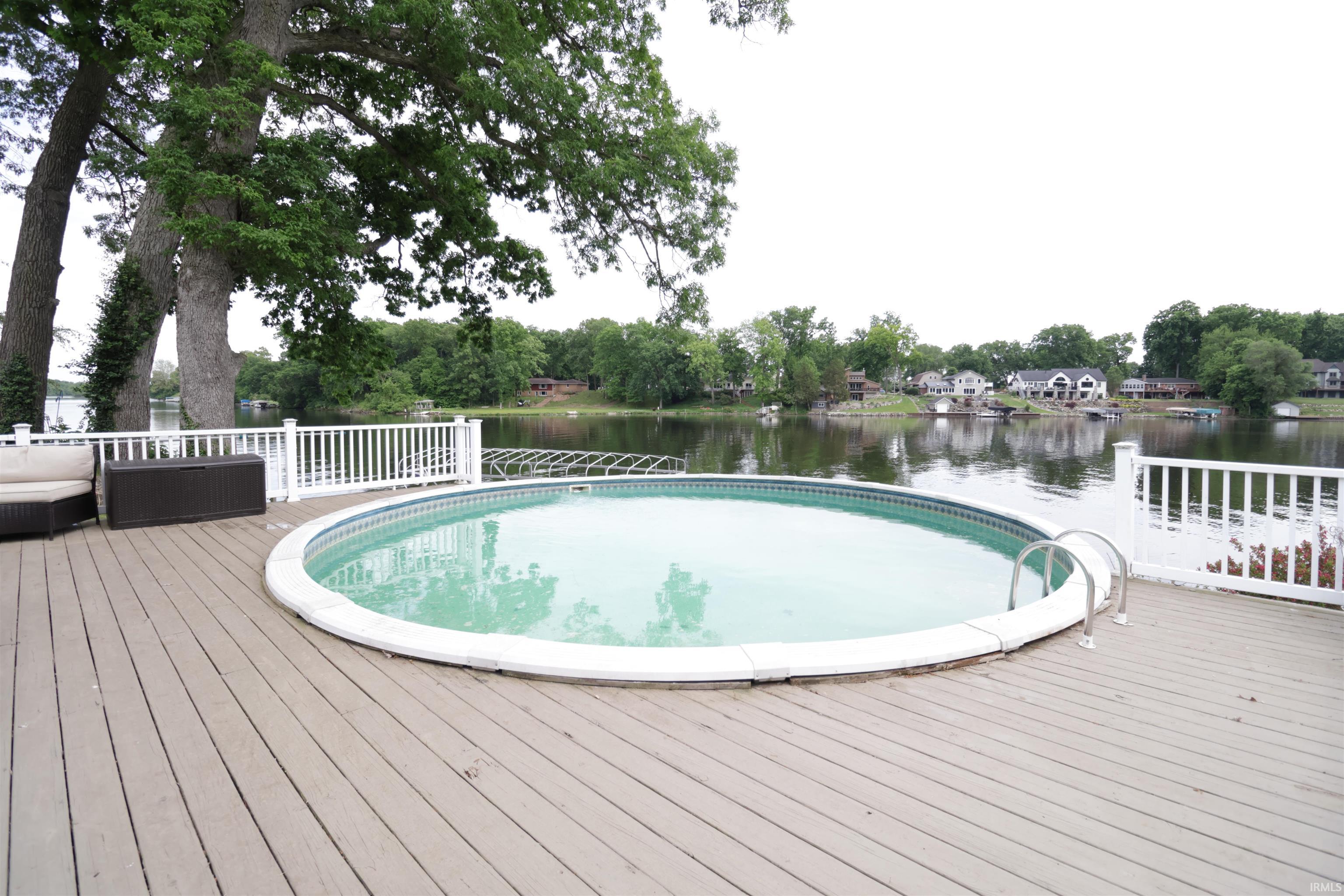 30642 N Shore Drive Elkhart IN 46514