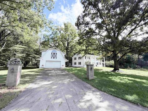 61650 Myrtle Road South Bend IN 46614