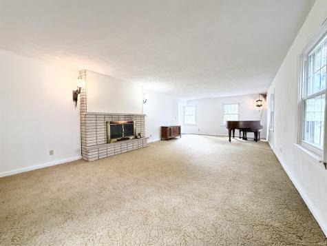 61650 Myrtle Road South Bend IN 46614