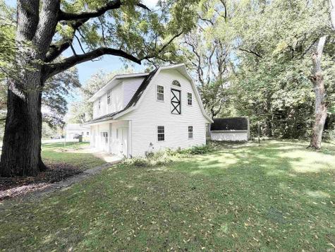 61650 Myrtle Road South Bend IN 46614