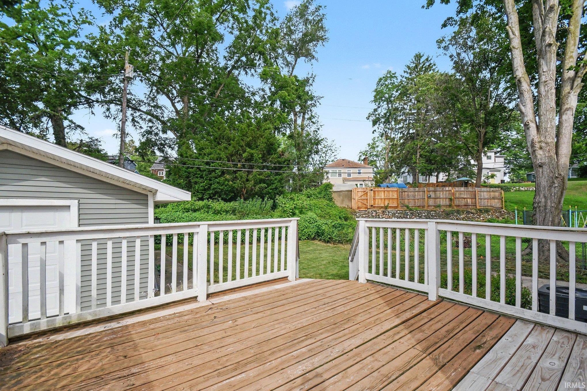 1905 Inglewood Place South Bend IN 46616