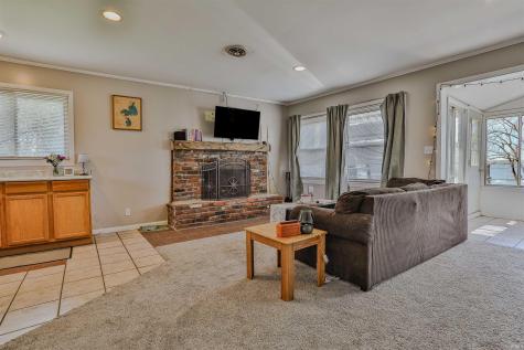 836 Chapman Lake Drive Warsaw IN 46582