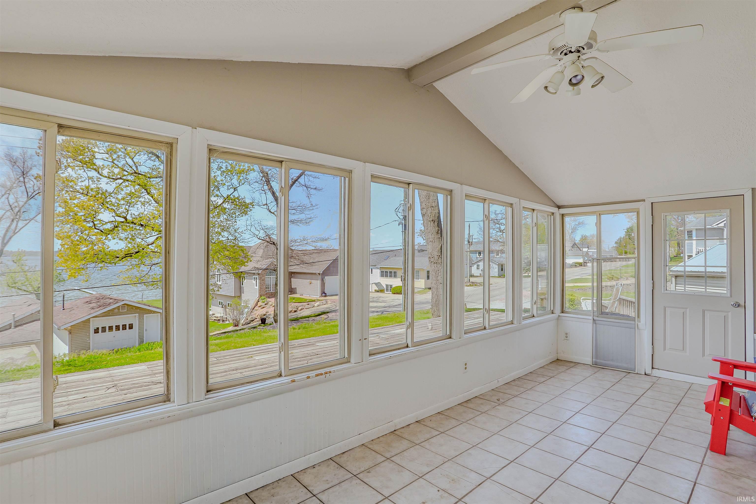 836 Chapman Lake Drive Warsaw IN 46582