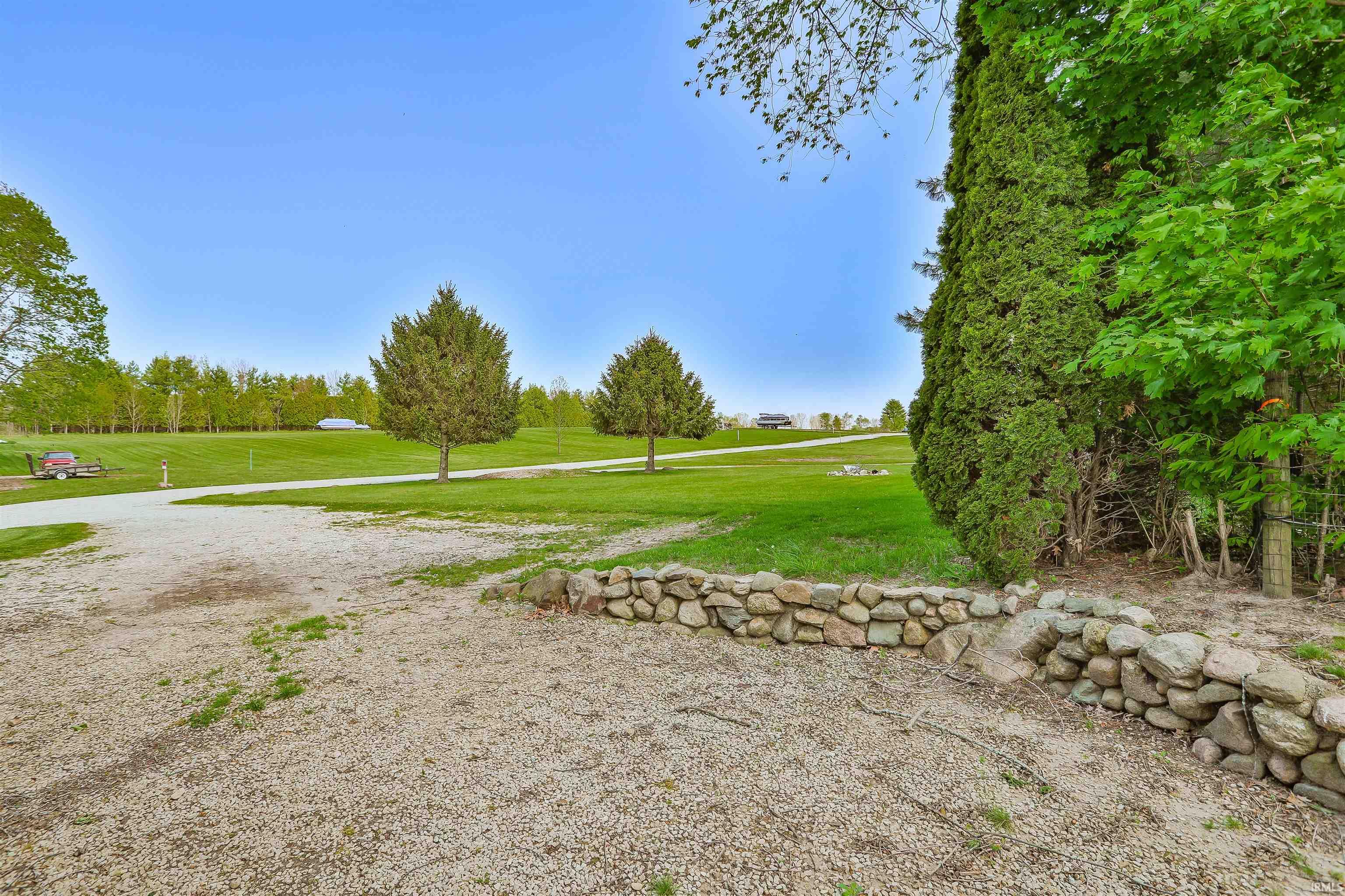 836 Chapman Lake Drive Warsaw IN 46582