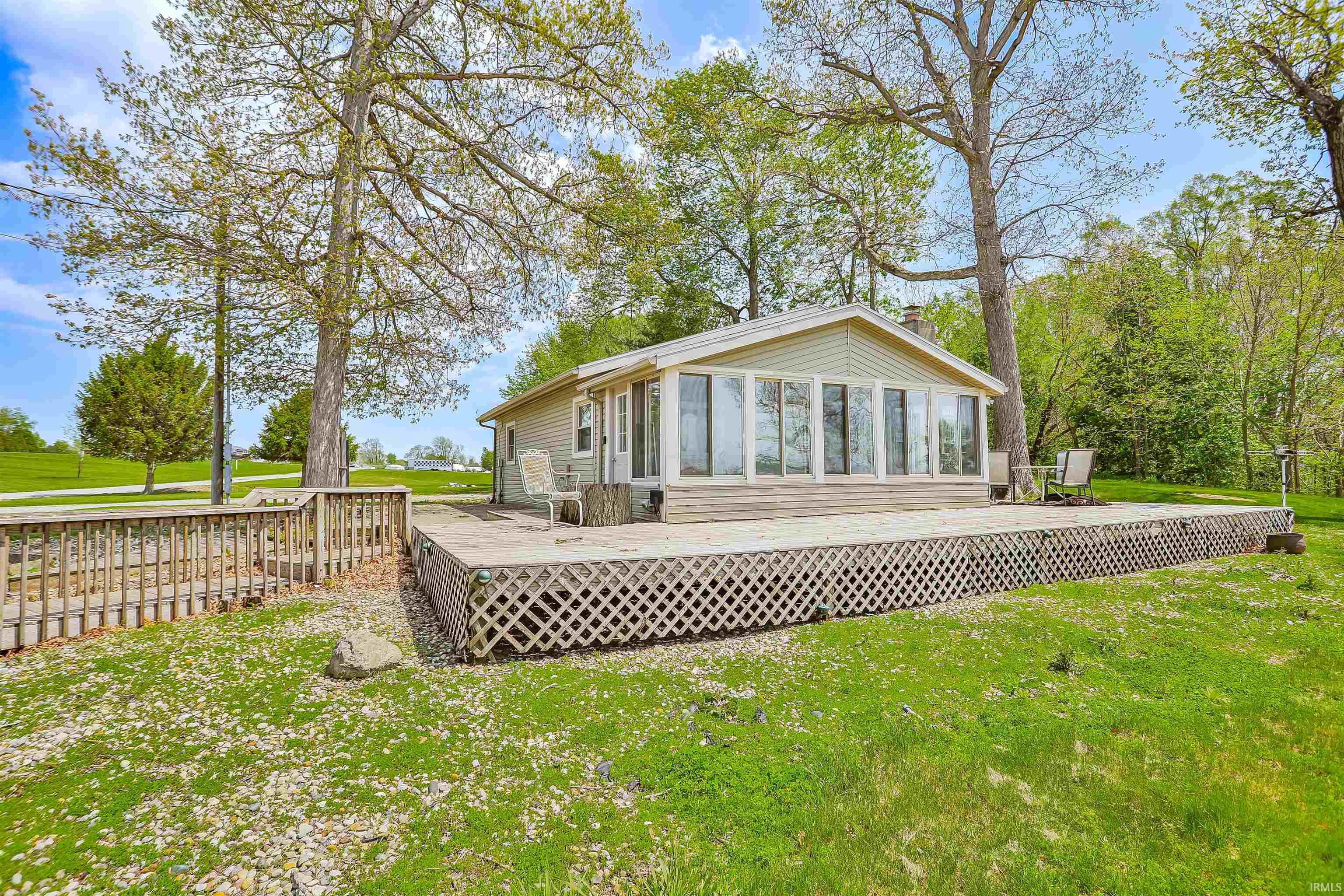 836 Chapman Lake Drive Warsaw IN 46582