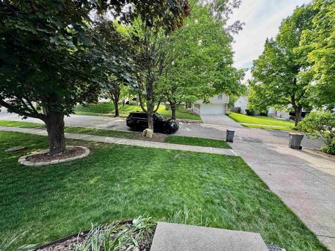 815 S Winridge Court Bloomington IN 47403