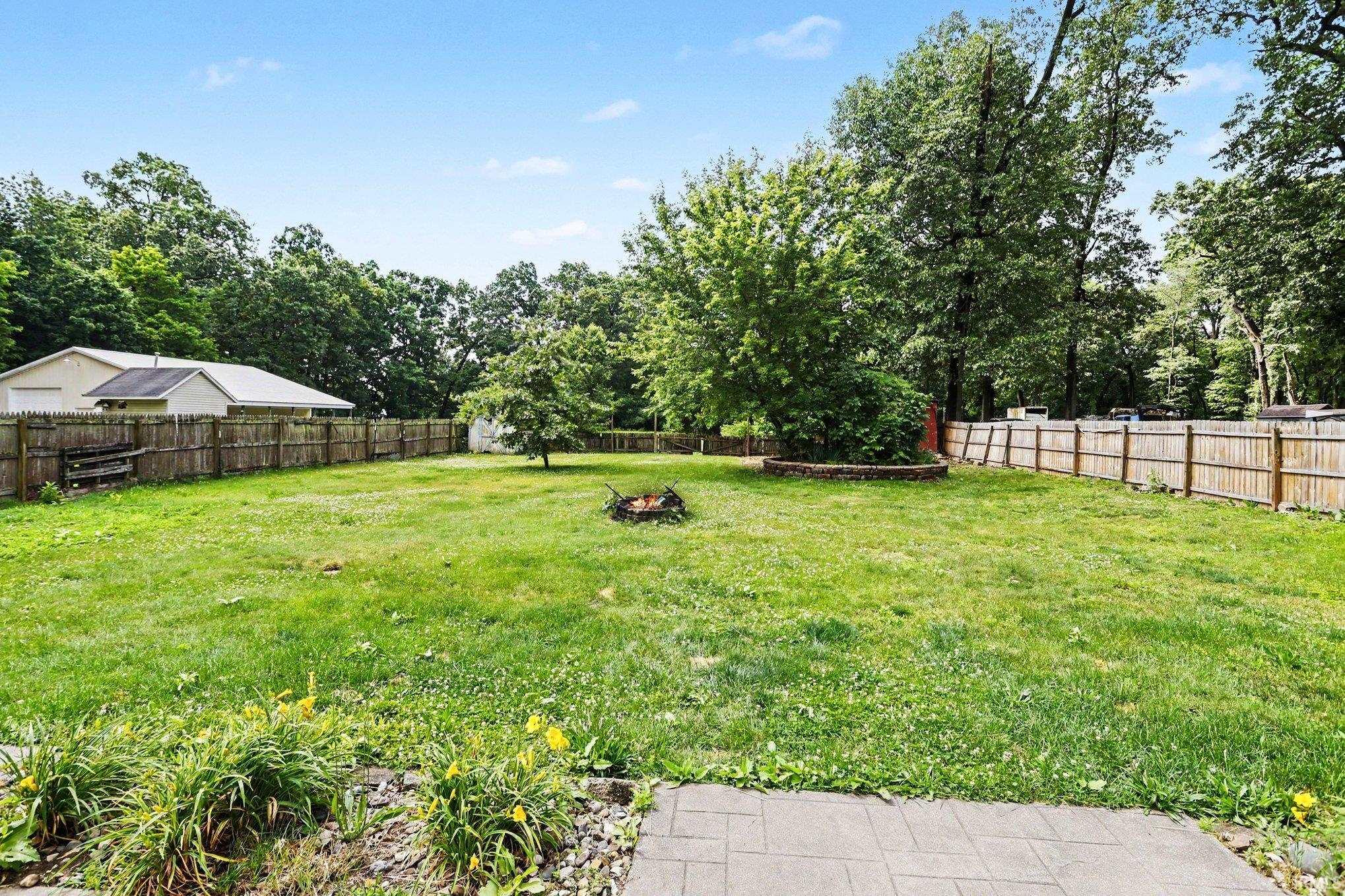 26660 Lakeview Drive Elkhart IN 46514
