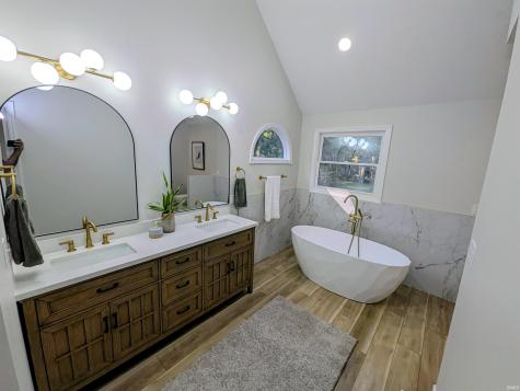 50577 King Richard Way Granger IN 46530
