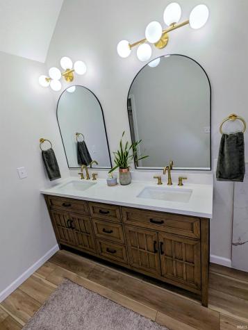 50577 King Richard Way Granger IN 46530