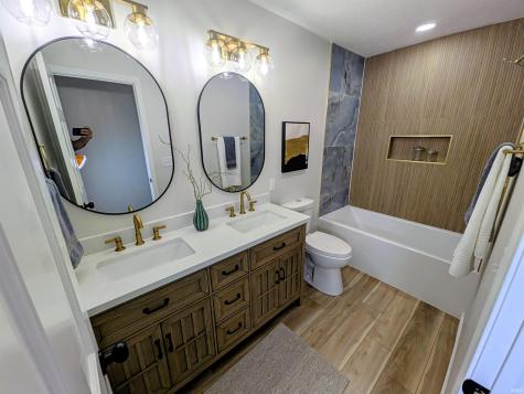 50577 King Richard Way Granger IN 46530