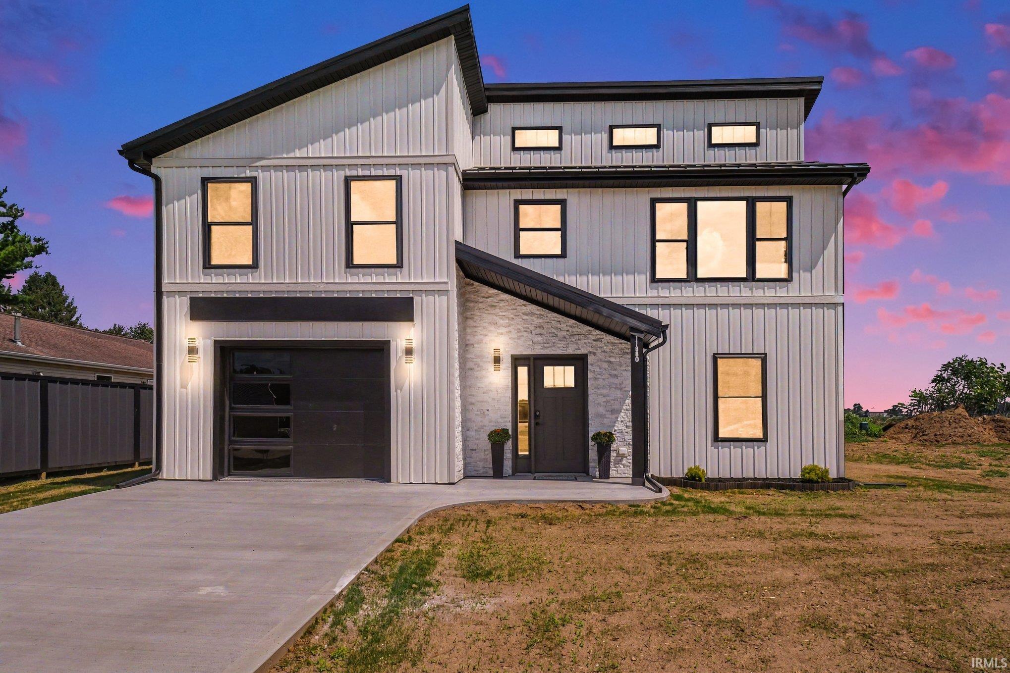 11880 N Robin Hood Road Cromwell IN 46732