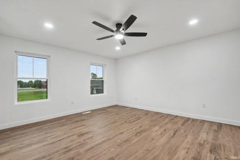 11880 N Robin Hood Road Cromwell IN 46732