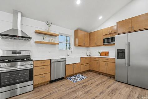 11880 N Robin Hood Road Cromwell IN 46732