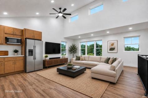 11880 N Robin Hood Road Cromwell IN 46732