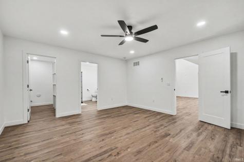 11880 N Robin Hood Road Cromwell IN 46732
