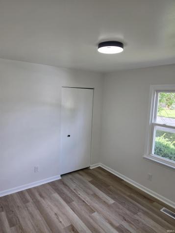 6927 Kolb Drive Evansville IN 47715
