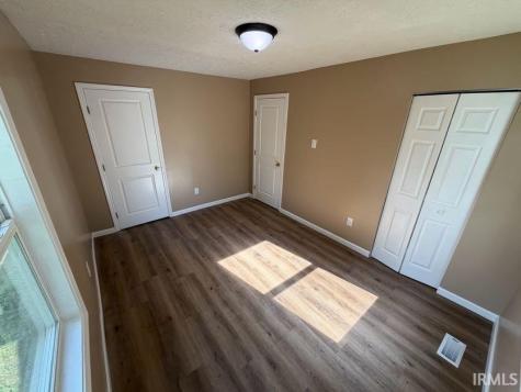 306 E Harvard Avenue Muncie IN 47303