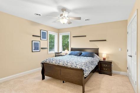 7566 E Lakewood Dr- 92 Roanoke IN 46783
