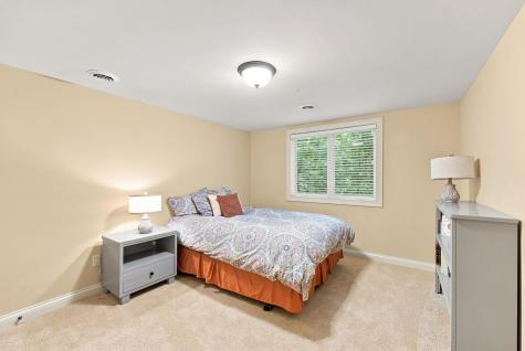 7566 E Lakewood Dr- 92 Roanoke IN 46783