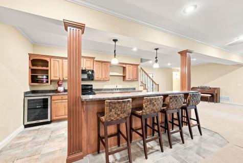 7566 E Lakewood Dr- 92 Roanoke IN 46783