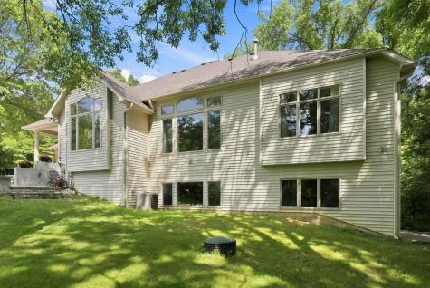 7566 E Lakewood Dr- 92 Roanoke IN 46783