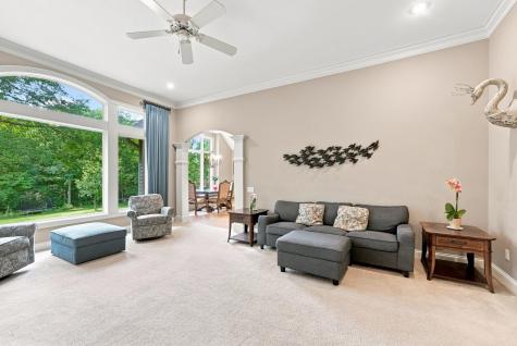 7566 E Lakewood Dr- 92 Roanoke IN 46783