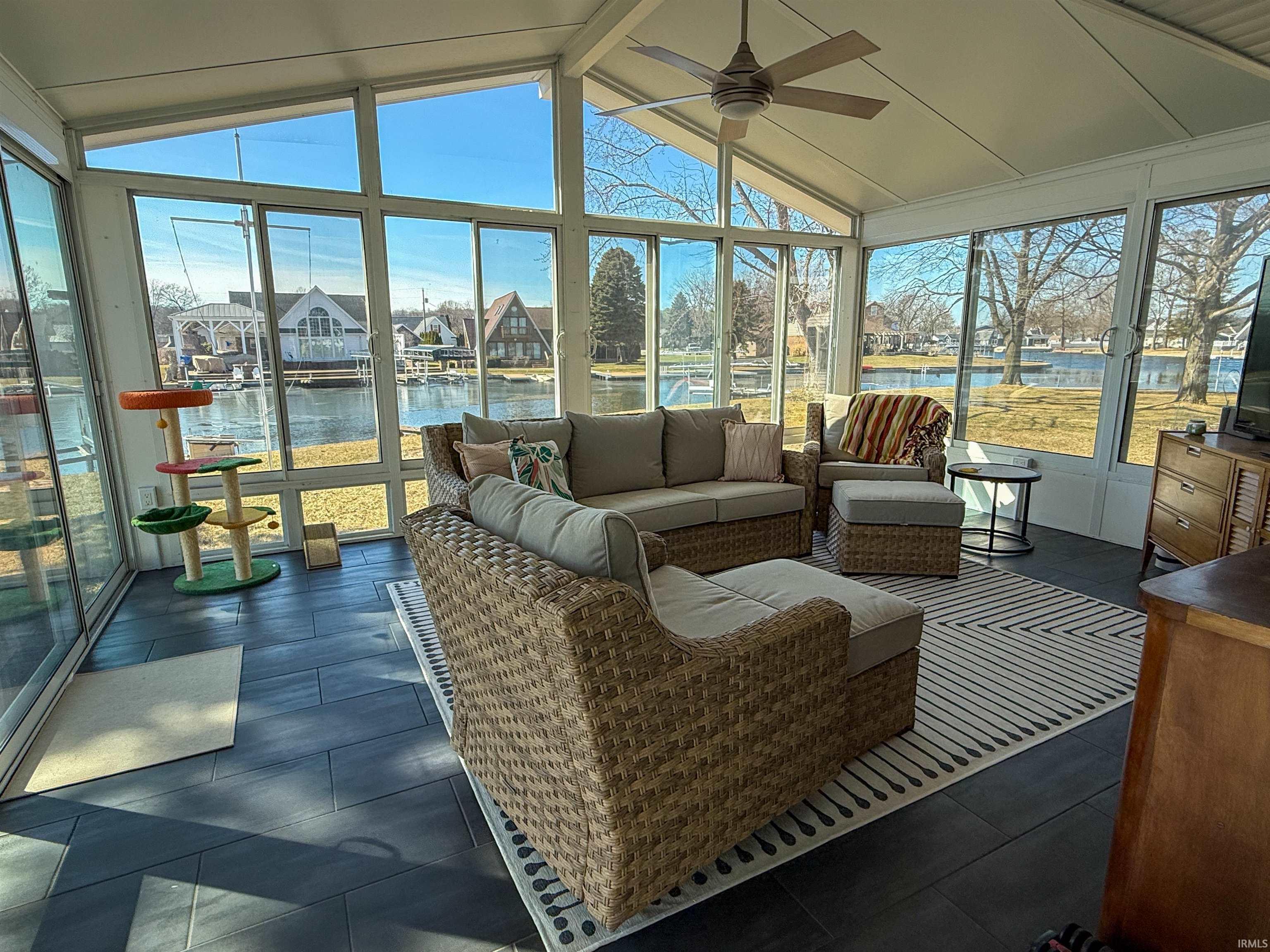 2613 Wolfs Point Drive Rochester IN 46975