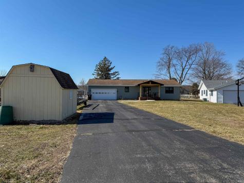 2613 Wolfs Point Drive Rochester IN 46975